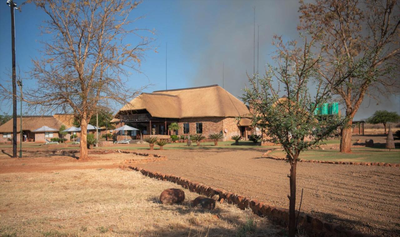 Morakane Safari Lodge Vryburg Exteriör bild